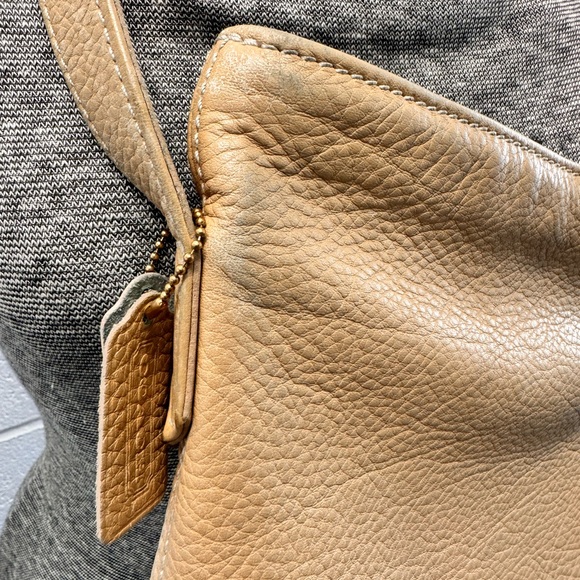 Coach Leather Shoulder Bag in Taupe - Picture 4 of 11